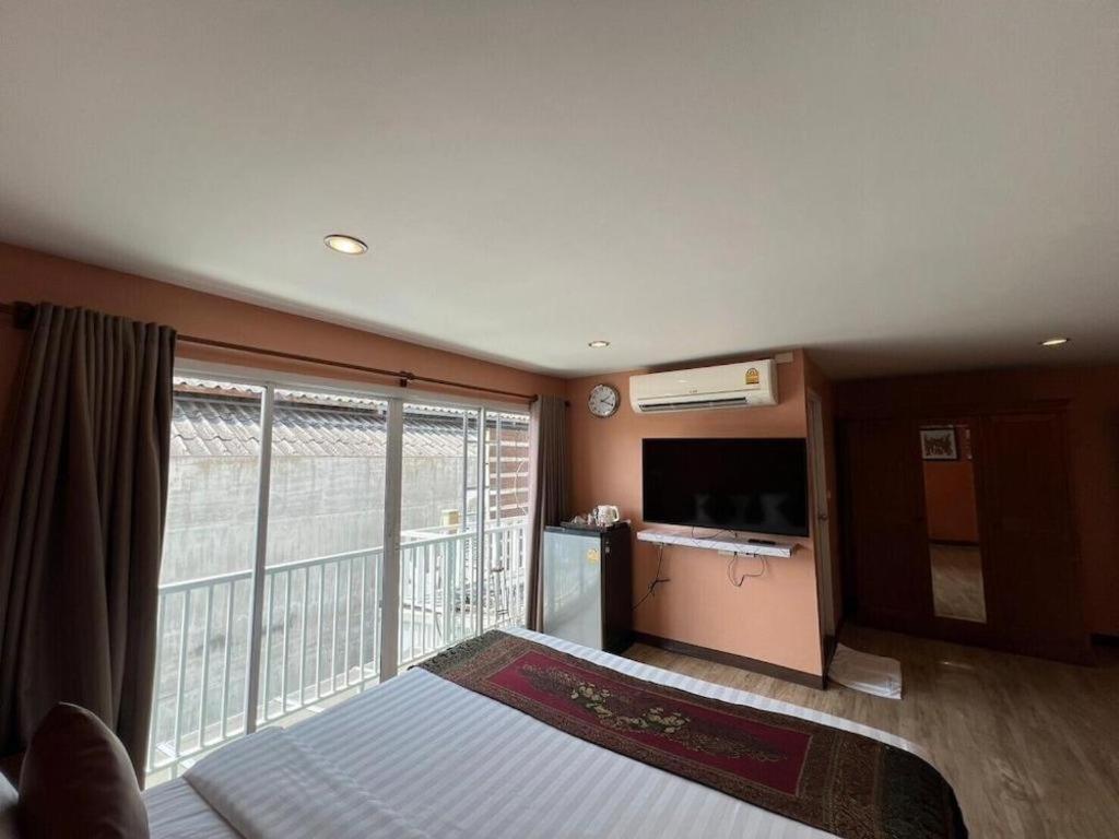 Phaphoom Boutique Residence Bangkok Luaran gambar