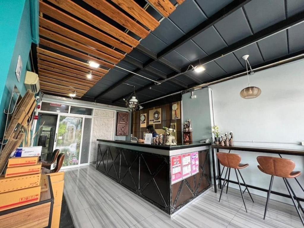 Phaphoom Boutique Residence Bangkok Luaran gambar