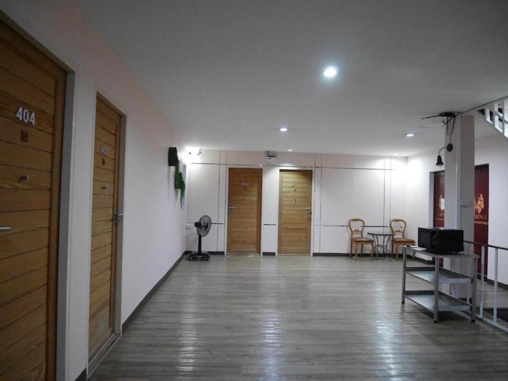 Phaphoom Boutique Residence Bangkok Luaran gambar