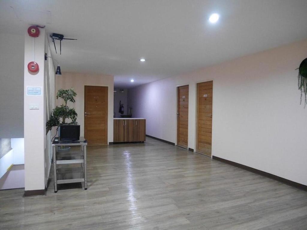 Phaphoom Boutique Residence Bangkok Luaran gambar