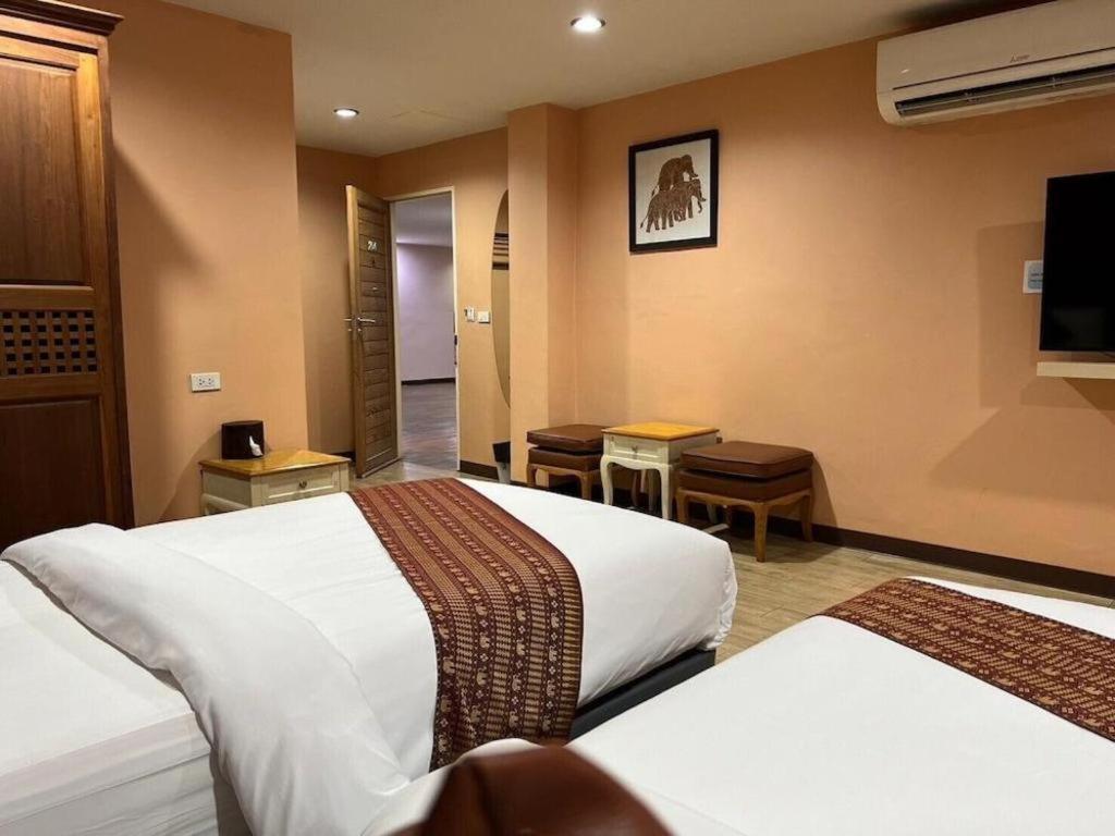Phaphoom Boutique Residence Bangkok Luaran gambar
